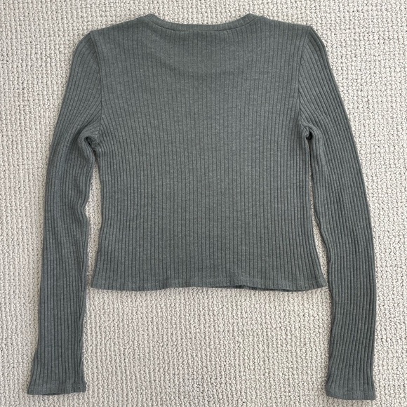 Reformation Gray Ribbed Jackie Sweater Knit Top - Size M - Picture 4 of 9